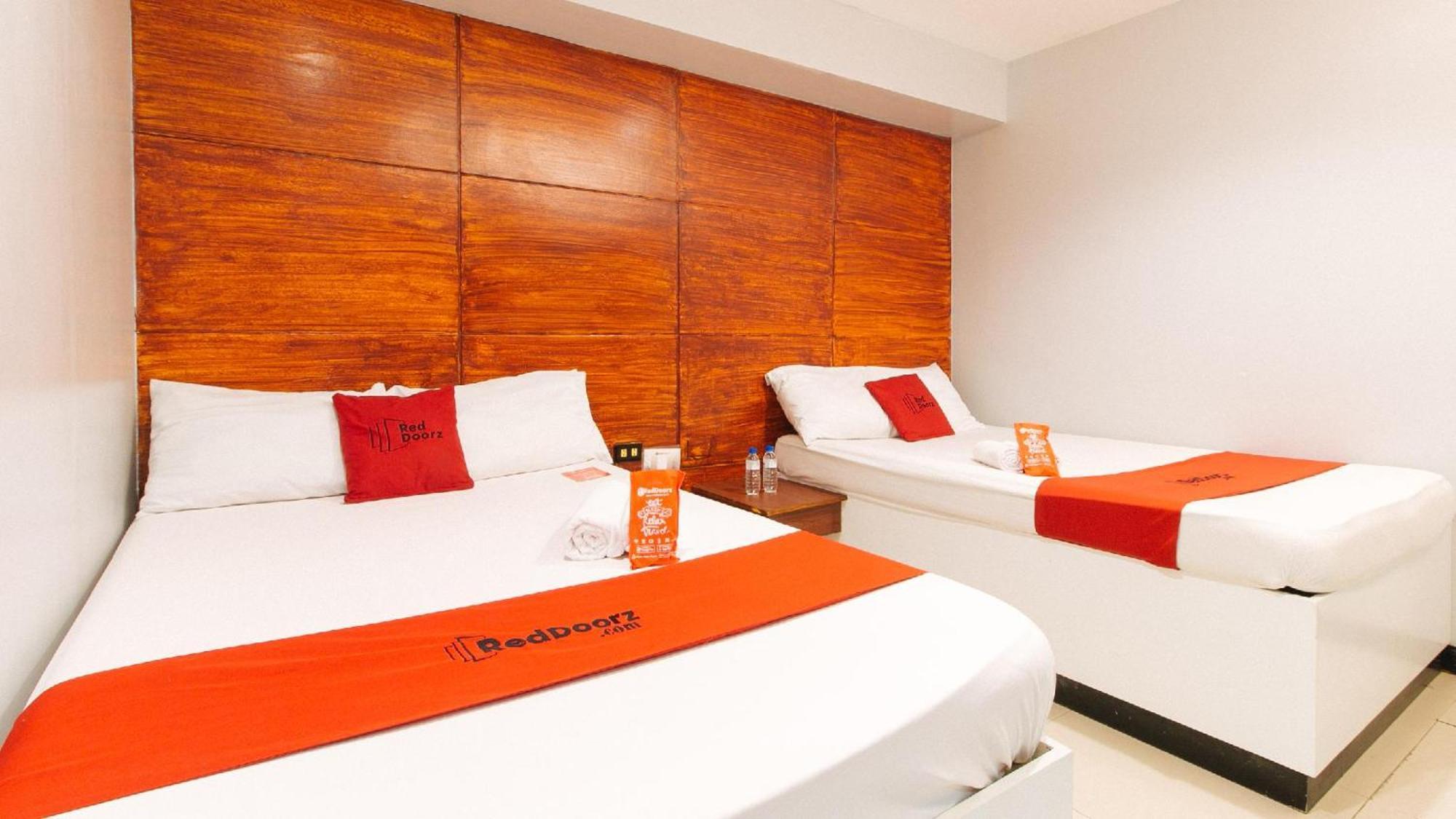 Reddoorz At Homa Resort Hotel Santiago  Luaran gambar